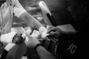 Everyday Healthcare Tips for Athletes Recovering from Sports Injuries